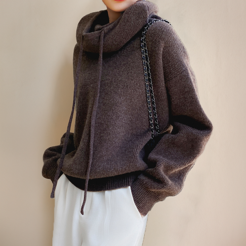 Aveline – Relaxed Knit Turtleneck
