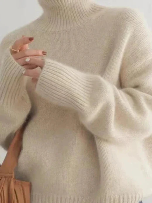 Élise – Wool Blend Turtleneck