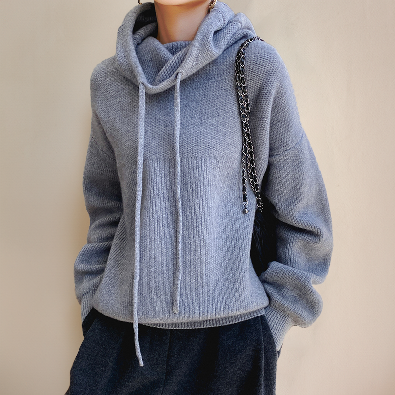 Aveline – Relaxed Knit Turtleneck